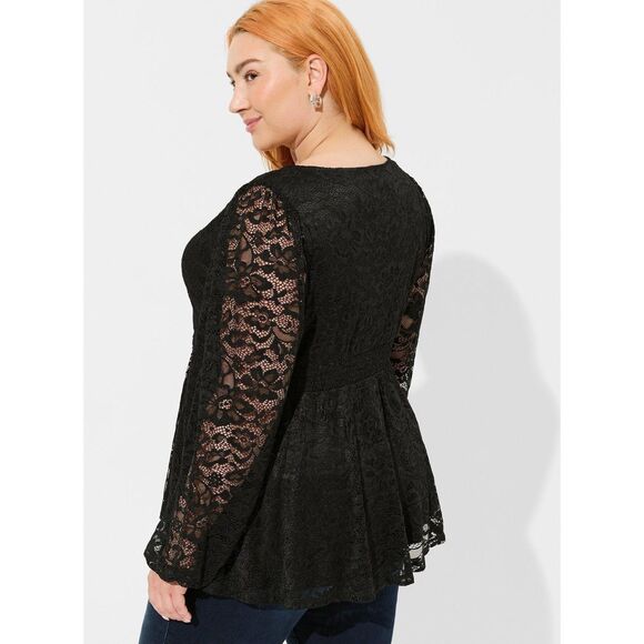 NWT Torrid 0 Black Stretch Lace V-Neck Smocked Waist Long Sleeve Babydoll Top - Picture 3 of 9